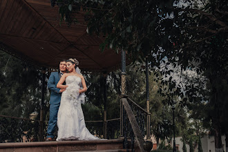 Bryllupsfotograf Salvador Torres. Bilde av 25.01.2023