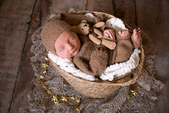 Wedding photographer Elena Baykalova. Photo of 17.11.2025