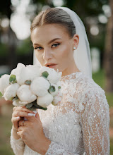 Düğün fotoğrafçısı Sergey Sarachuk. Fotoğraf 28.02.2024 tarihinde