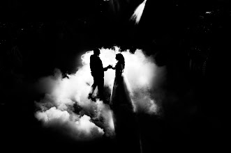 婚禮攝影師Cosmin Calispera. 04.05.2025的照片
