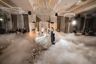 Wedding photographer Elena Kuzina. Photo of 22.02.2024