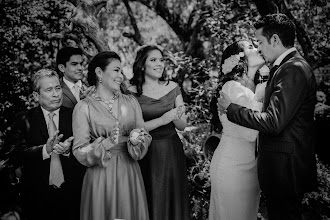 Wedding photographer Esteban Meneses. Photo of 24.12.2023