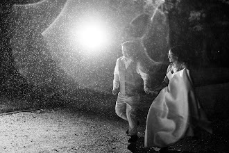 Wedding photographer Ákos Erdélyi. Photo of 04.09.2025