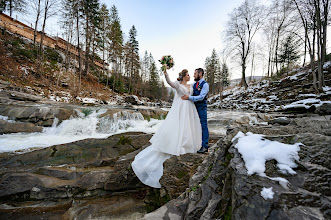Wedding photographer Andrii Tsynhariuk. Photo of 29.11.2022