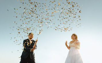 婚礼摄影师Nahuel Agabogos. 01.04.2024的图片