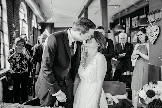 Nhiếp ảnh gia ảnh cưới Sarah Blum. Ảnh trong ngày 16.06.2021