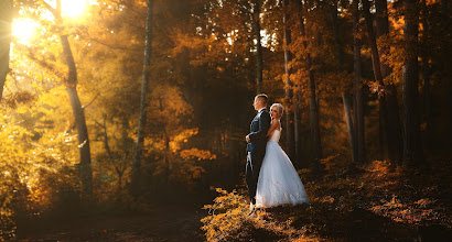 Düğün fotoğrafçısı Simon Pytel. Fotoğraf 31.10.2019 tarihinde