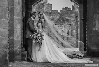 Wedding photographer Michelle Charnock. Photo of 10.07.2019