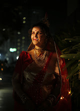 Jurufoto perkahwinan Aniruddha Sen. Foto pada 28.03.2023