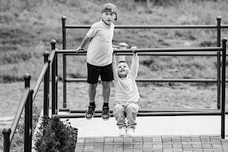 Wedding photographer Laurentiu Nica. Photo of 23.05.2025