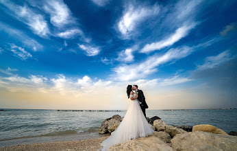 Wedding photographer Massimo Mattucci. Photo of 01.02.2020