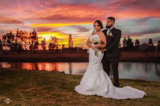 Fotografo di matrimoni Luis Villa. Foto del 03.08.2019