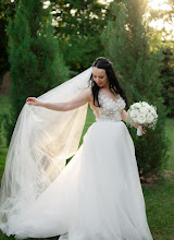 Fotografo di matrimoni Emma Póli. Foto del 16.06.2025