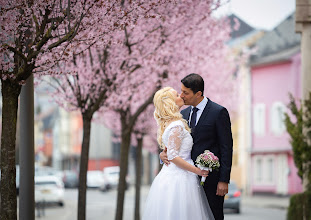 Wedding photographer Vio Dudau. Photo of 16.06.2019