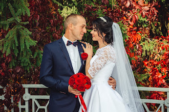 Fotógrafo de casamento Larisa Dovgalyuk. Foto de 17.10.2017