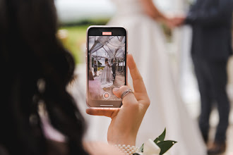 Fotógrafo de bodas Viktoriya Dikareva. Foto del 10.05.2023