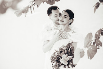 婚礼摄影师Oscar Rivero. 12.03.2024的图片