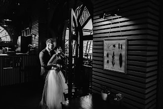 Wedding photographer Evgeniy Zharich. Photo of 20.11.2018