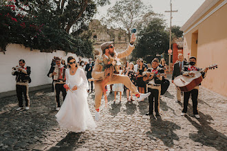 Wedding photographer Giancarlo Gallardo. Photo of 03.09.2021