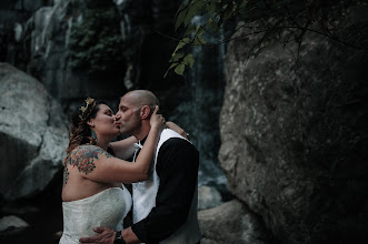 Nhiếp ảnh gia ảnh cưới Tara Bridgestock. Ảnh trong ngày 10.03.2020