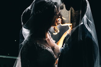 Wedding photographer Yana Belaya. Photo of 10.10.2019