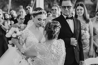Wedding photographer Daniela Burgos. Photo of 26.02.2025