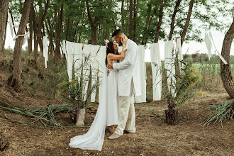 Fotografer pernikahan Luca Iványi. Foto tanggal 10.01.2023