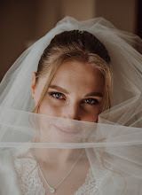 Svatební fotograf Alisa Vorobeva. Fotografie z 16.09.2025
