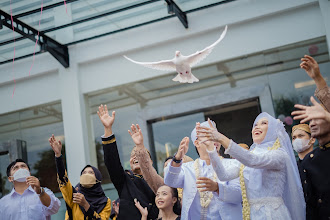 Düğün fotoğrafçısı Yudi Indra Setyawan. Fotoğraf 04.02.2022 tarihinde