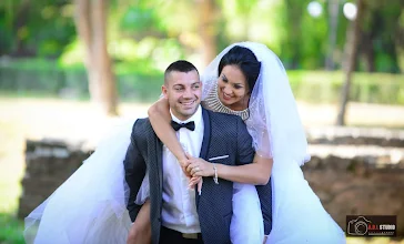 婚禮攝影師Adrian Grindei. 18.02.2019的照片