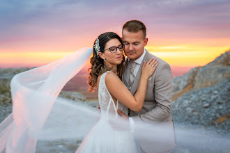 Wedding photographer Eszter Kelemen. Photo of 17.08.2023