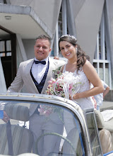 Wedding photographer Angel Donis. Photo of 03.12.2021