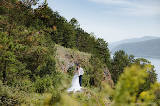 Wedding photographer Vladimir Smetana. Photo of 04.04.2025
