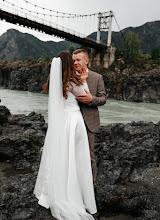 Düğün fotoğrafçısı Raushan Verzhbickaya. Fotoğraf 15.09.2022 tarihinde