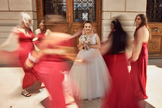 Bröllopsfotografer Roxy Draganesu. Foto av 31.01.2022