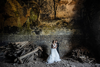 Wedding photographer Lucia Costantino. Photo of 30.04.2025