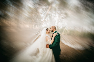 Wedding photographer Walter Lo Cascio. Photo of 19.05.2025