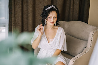 Wedding photographer Elena Belomestnykh. Photo of 25.03.2021