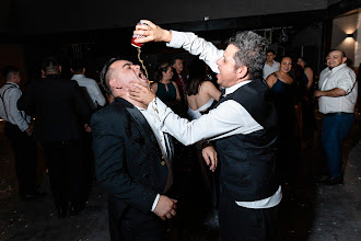 Wedding photographer Carolina Alamos. Photo of 12.11.2025