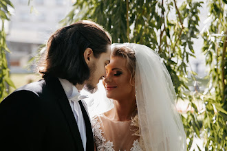 Wedding photographer Petr Paskonov. Photo of 18.10.2021