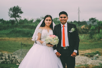 Wedding photographer Abraham Bonilla. Photo of 10.06.2021