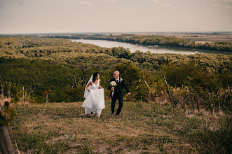 Wedding photographer Gábor Badics. Photo of 15.09.2025