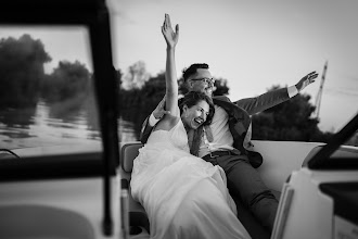 Wedding photographer Ionut Gheonea. Photo of 18.09.2023