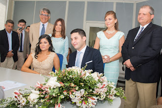 Fotógrafo de casamento Carolina Ferreira. Foto de 23.04.2019