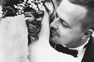 Wedding photographer Kateryna Unuvar. Photo of 12.10.2020