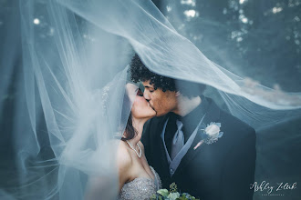 ช่างภาพงานแต่งงาน Ashley Zoltak. ภาพเมื่อ 11.05.2023