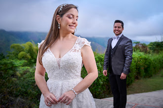 Fotógrafo de bodas Olaf Morros. Foto del 31.03.2025