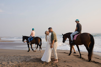 Photographe de mariage Putu Hari Junaedi Putu Loski. Photo du 02.03.2024