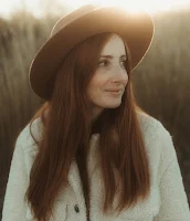 Melanie Gerrard (melaniegrace)