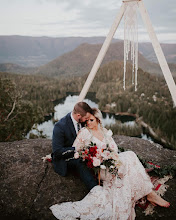 Bryllupsfotograf Tara Burnett. Foto fra 08.05.2019